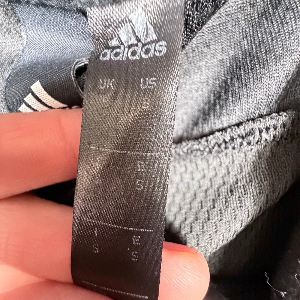 Adidas Mens Small Gray Textured Mesh Pullover Hoodie Zipper Chest Pocket Outdoor - Picture 4 of 11